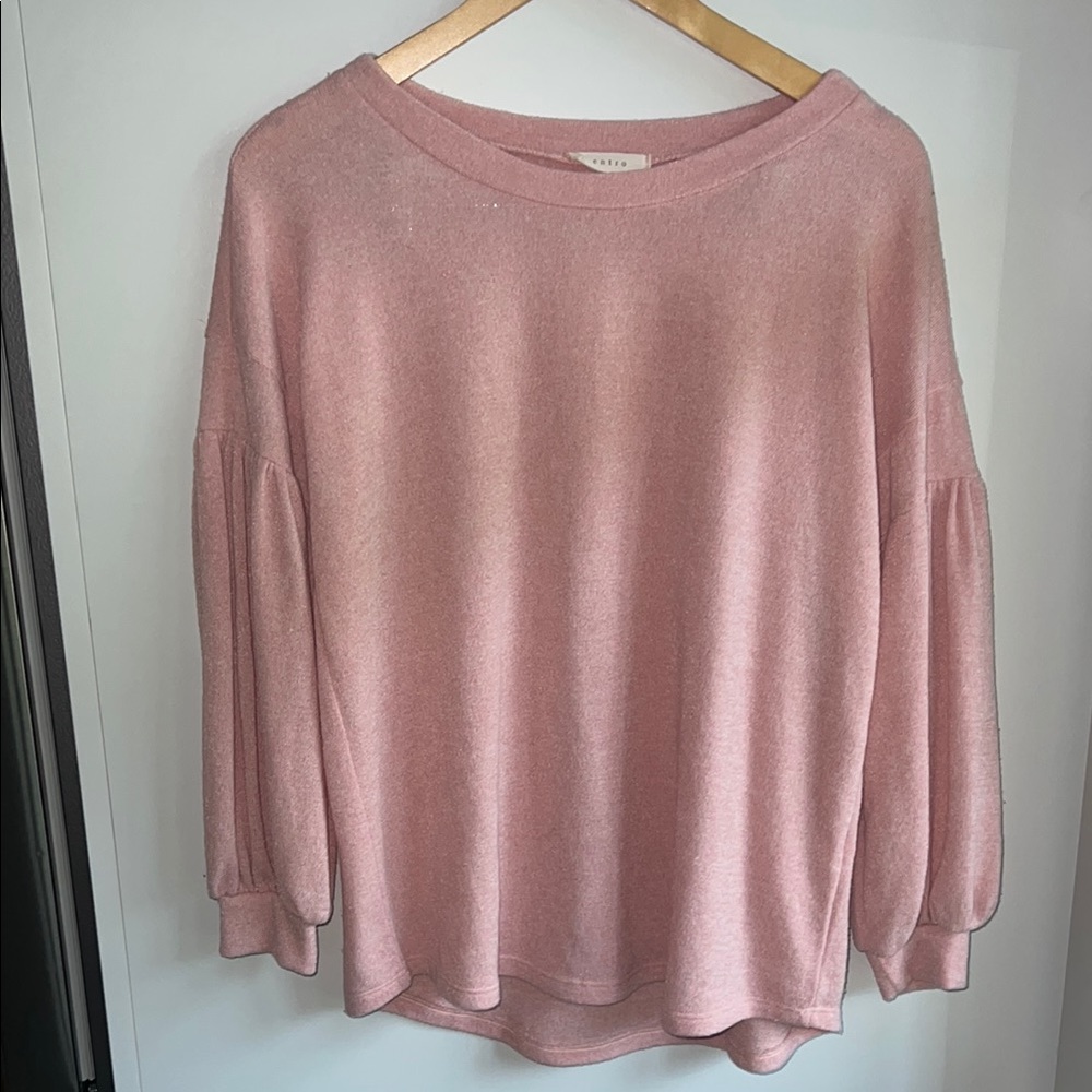 Entro pink light weight sweater